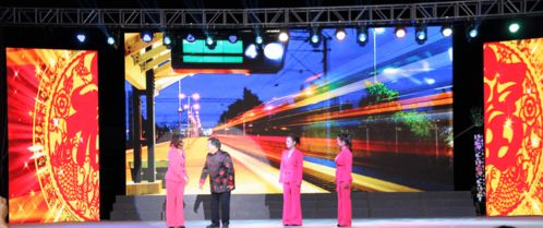 上栗县第十届“大地红之歌”公益文艺演出圆满落幕，百姓大舞台共奏文化华章